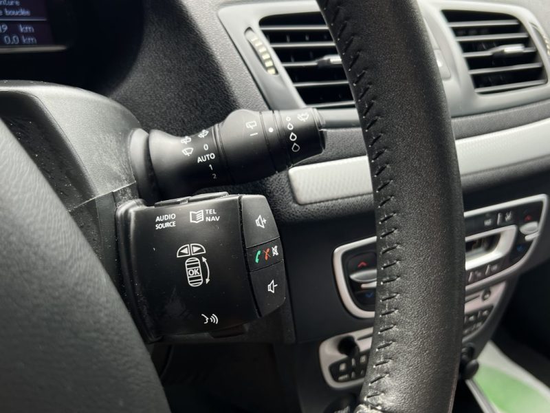 RENAULT MEGANE 3 III 1.5 DCI 110 Cv PREMIERE MAIN / BVM6 35 900 Kms CRIT AIR 2  - GARANTIE 1 AN