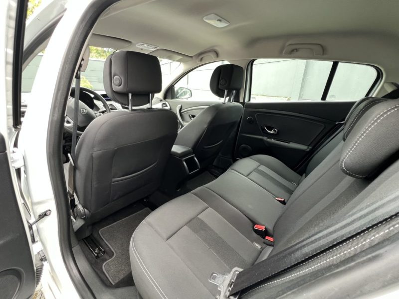 RENAULT MEGANE 3 III 1.5 DCI 110 Cv PREMIERE MAIN / BVM6 35 900 Kms CRIT AIR 2  - GARANTIE 1 AN