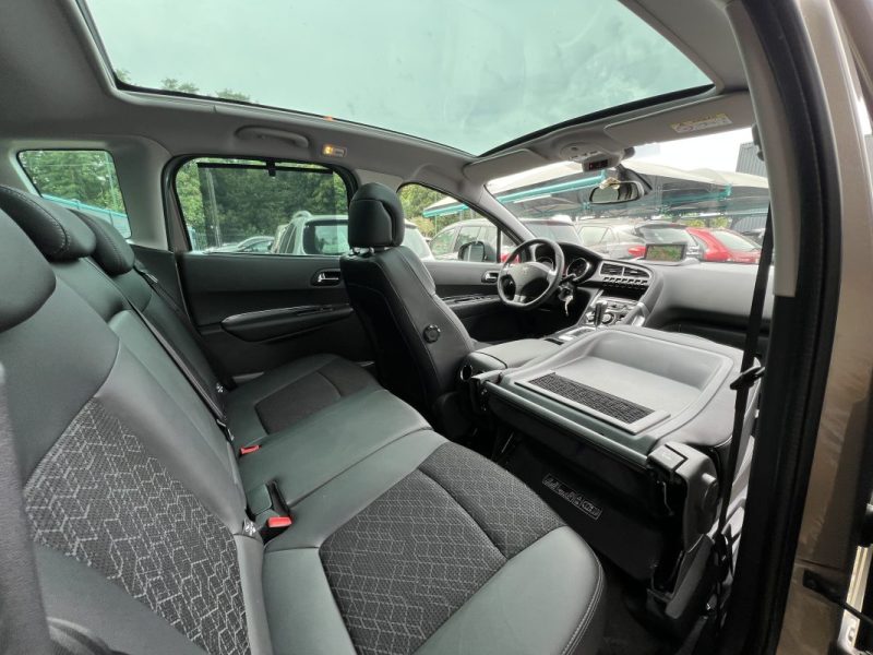 PEUGEOT 3008 PHASE 2 ALLURE 1.6 THP 165 Cv 1ERE MAIN 14 100 Km BOITE AUTO CRIT AIR 1 - GARANTIE 1 AN