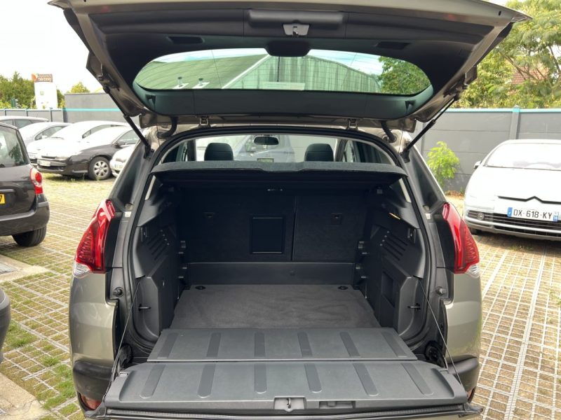 PEUGEOT 3008 PHASE 2 ALLURE 1.6 THP 165 Cv 1ERE MAIN 14 100 Km BOITE AUTO CRIT AIR 1 - GARANTIE 1 AN