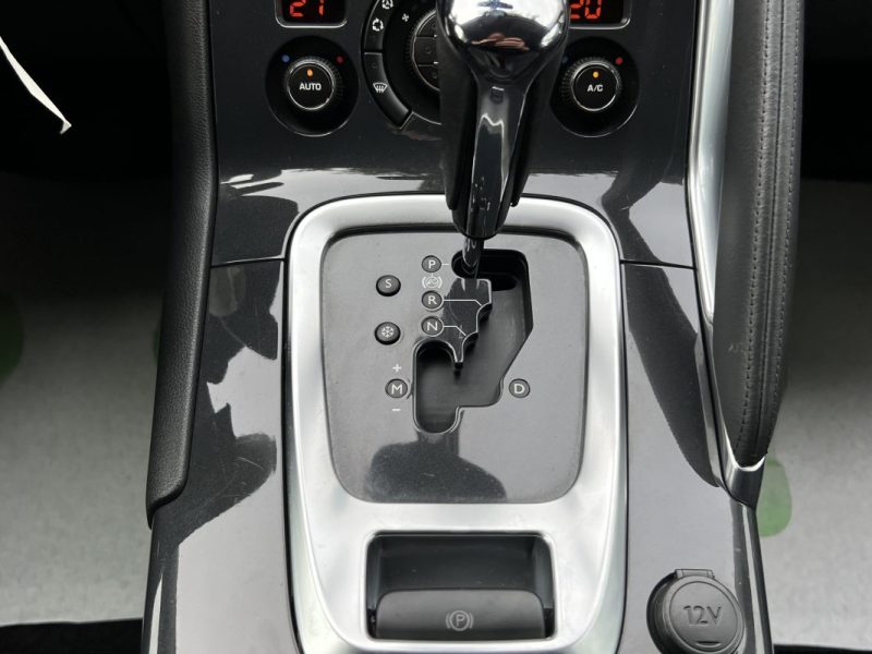 PEUGEOT 3008 PHASE 2 ALLURE 1.6 THP 165 Cv 1ERE MAIN 14 100 Km BOITE AUTO CRIT AIR 1 - GARANTIE 1 AN