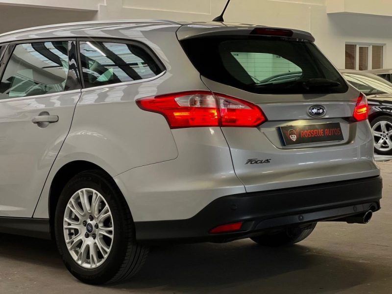FORD FOCUS 1,6 EcoBoost 150CH Titanium