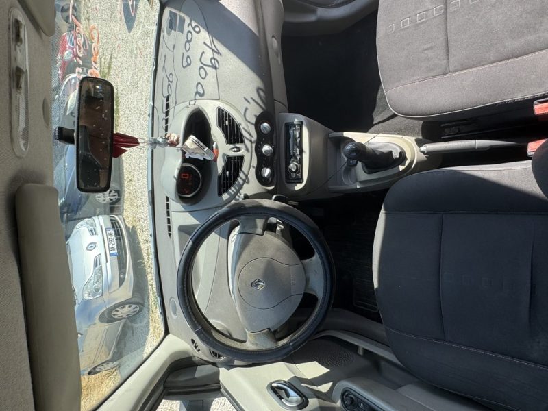 RENAULT TWINGO 2009