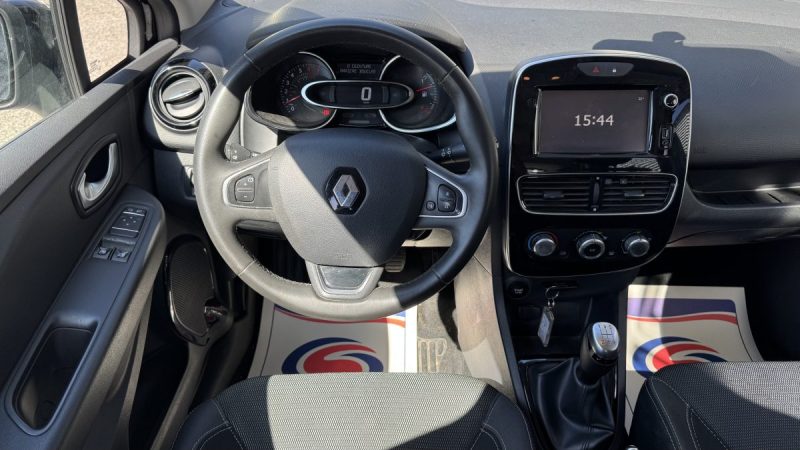 RENAULT CLIO IV 1.2 16v 75ch Trend 5p - 1ère main