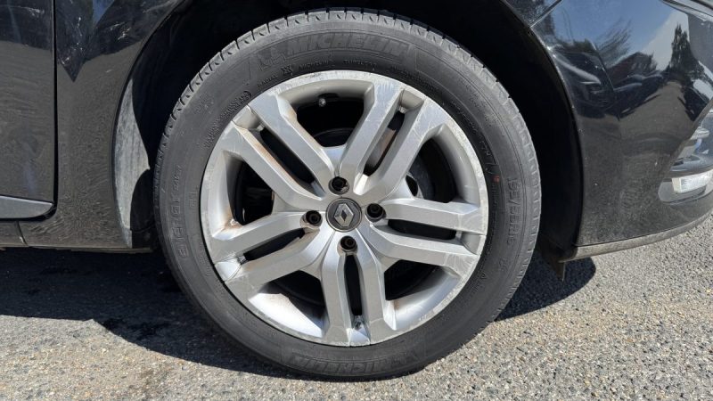 RENAULT CLIO IV 1.2 16v 75ch Trend 5p - 1ère main