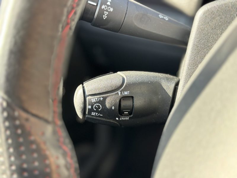 PEUGEOT 208 1.2 PureTech 110cv GT-Line 