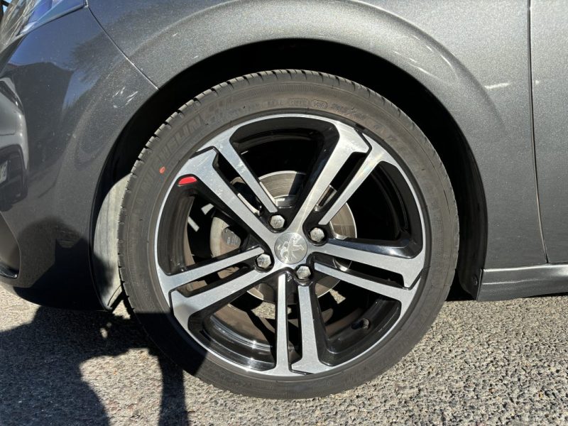 PEUGEOT 208 1.2 PureTech 110cv GT-Line 