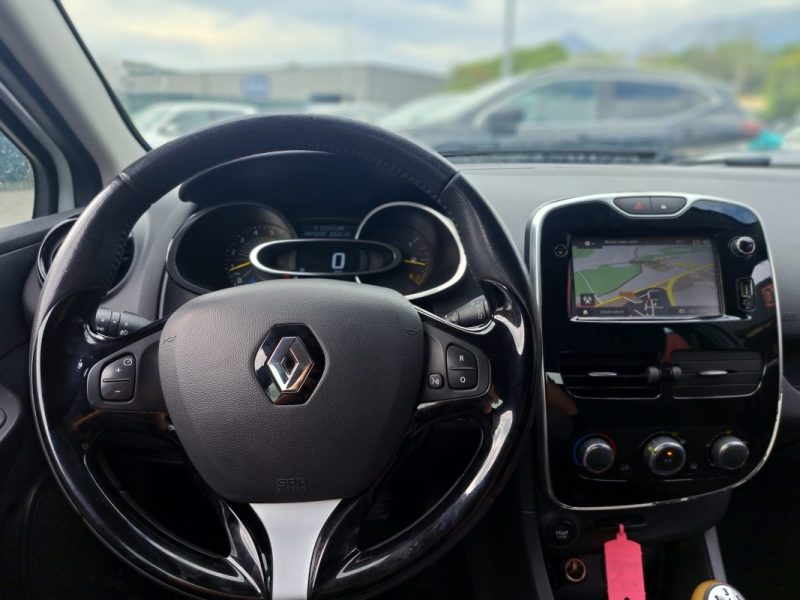 RENAULT CLIO 2015
