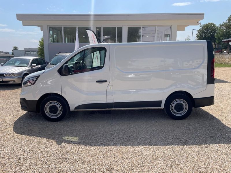 RENAULT Trafic L1 H1 - 3.0T 2.0 dCi 130ch