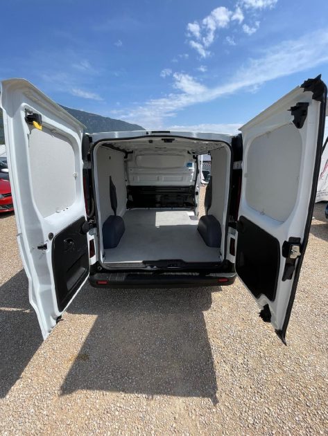 RENAULT Trafic L1 H1 - 3.0T 2.0 dCi 130ch