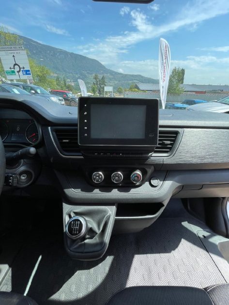 RENAULT Trafic L1 H1 - 3.0T 2.0 dCi 130ch