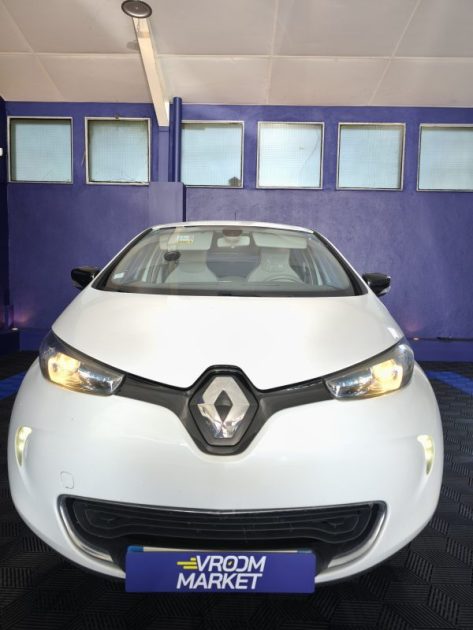 RENAULT ZOE ZEN BATTERIE INCLUSE 22KW  2015 - DEMARRAGE SANS CLES - VITRES ELECTRIQUES - GPS -