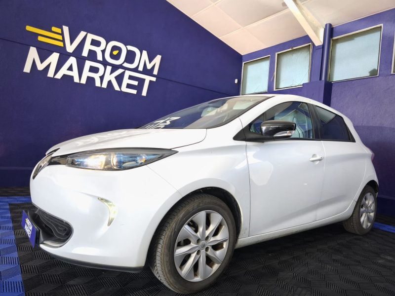 RENAULT ZOE ZEN BATTERIE INCLUSE 22KW  2015 - DEMARRAGE SANS CLES - VITRES ELECTRIQUES - GPS -