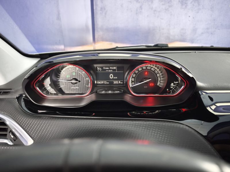 PEUGEOT 2008 1.2 PURETECH 130 Cv ENTRETIEN COMPLET - GPS - CAMERA DE RECUL - REGULATEUR DE VITESSE  2019