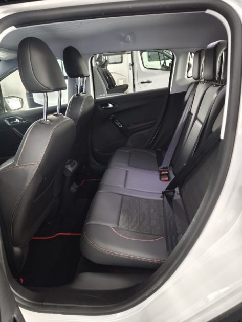 PEUGEOT 2008 1.2 PURETECH 130 Cv ENTRETIEN COMPLET - GPS - CAMERA DE RECUL - REGULATEUR DE VITESSE  2019