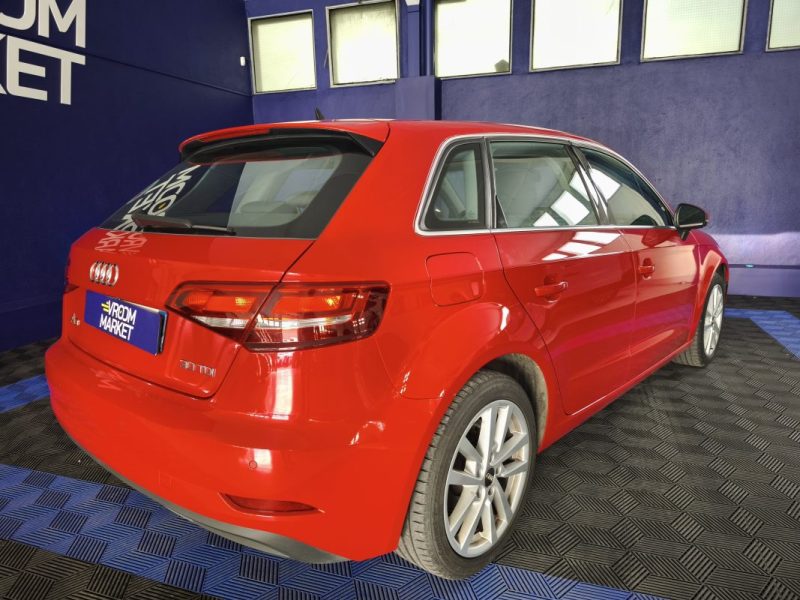 AUDI A3 SPORTBACK 1.6 115 Cv BUSINESS LINE CLIMATISATION - CAMERA DE RECUL - GPS - RÉGULATEUR DE VITESSE  2020
