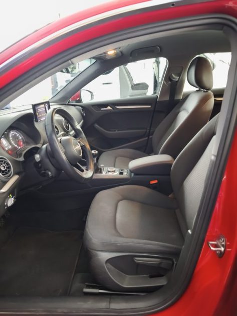 AUDI A3 SPORTBACK 1.6 115 Cv BUSINESS LINE CLIMATISATION - CAMERA DE RECUL - GPS - RÉGULATEUR DE VITESSE  2020