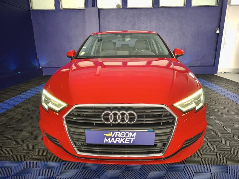 AUDI A3 SPORTBACK 1.6 115 Cv BUSINESS LINE CLIMATISATION - CAMERA DE RECUL - GPS - RÉGULATEUR DE VITESSE  2020