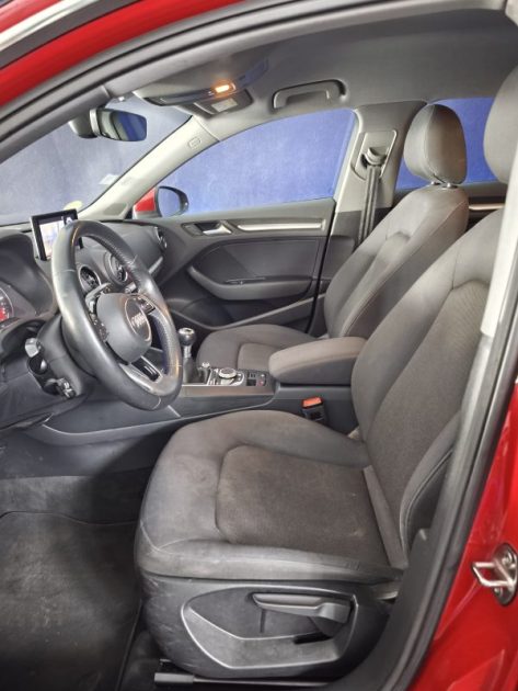 AUDI A3 SPORTBACK 1.6 115 Cv BUSINESS LINE CLIMATISATION - CAMERA DE RECUL - GPS - RÉGULATEUR DE VITESSE  2020