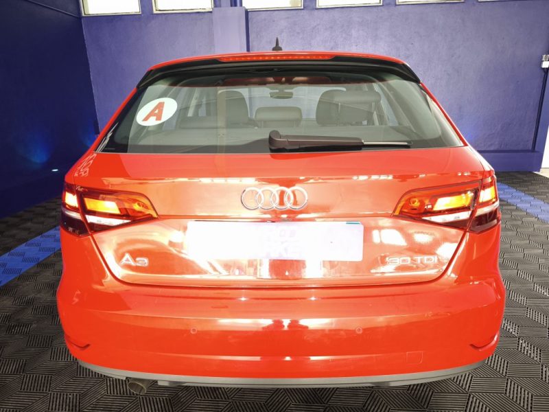 AUDI A3 SPORTBACK 1.6 115 Cv BUSINESS LINE CLIMATISATION - CAMERA DE RECUL - GPS - RÉGULATEUR DE VITESSE  2020