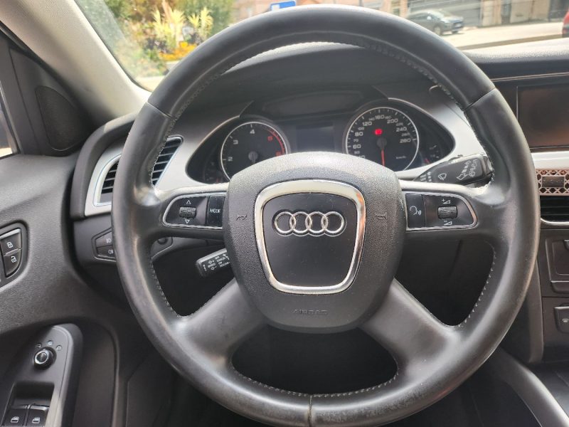 AUDI A4 AVANT 143CV BVA MULTITRONIC