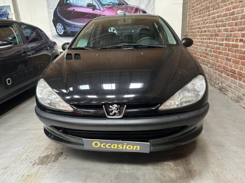 PEUGEOT 206 1.1 ESSENCE 60 CV  2003