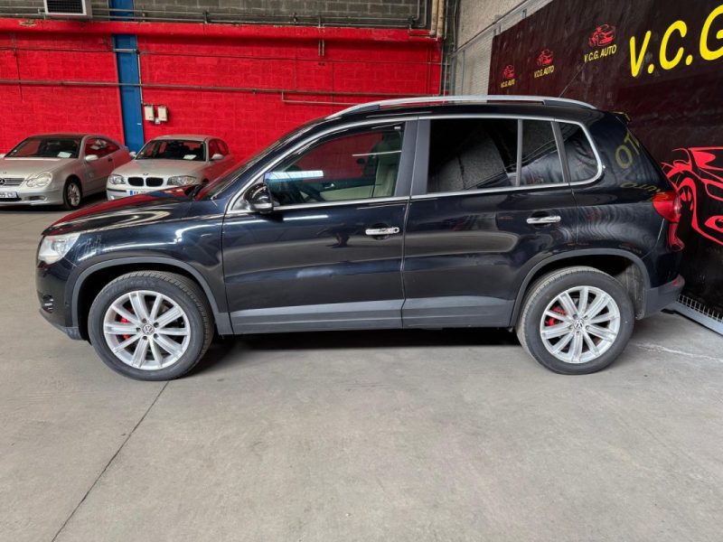 VOLKSWAGEN TIGUAN 2.0 TDI 140 4MOTION Carat 