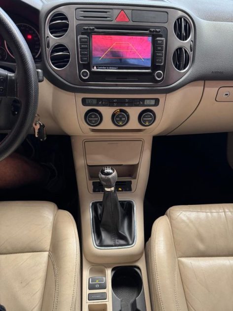 VOLKSWAGEN TIGUAN 2.0 TDI 140 4MOTION Carat 