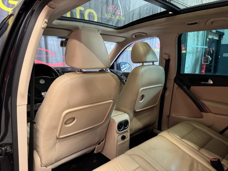 VOLKSWAGEN TIGUAN 2.0 TDI 140 4MOTION Carat 
