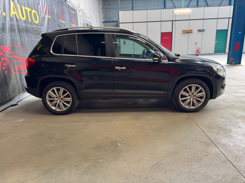 VOLKSWAGEN TIGUAN 2.0 TDI 140 4MOTION Carat 