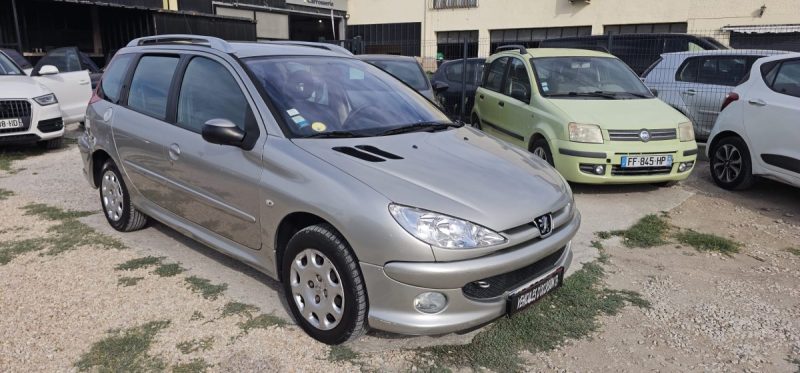 Peugeot 206 1.4 Grand Filou Cool 75CV