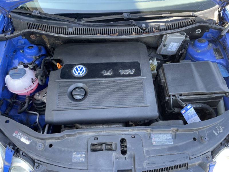 VOLKSVWAGEN GARANTIE 12 MOIS POLO 2002