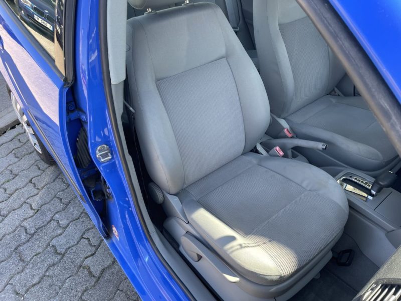 VOLKSVWAGEN GARANTIE 12 MOIS POLO 2002