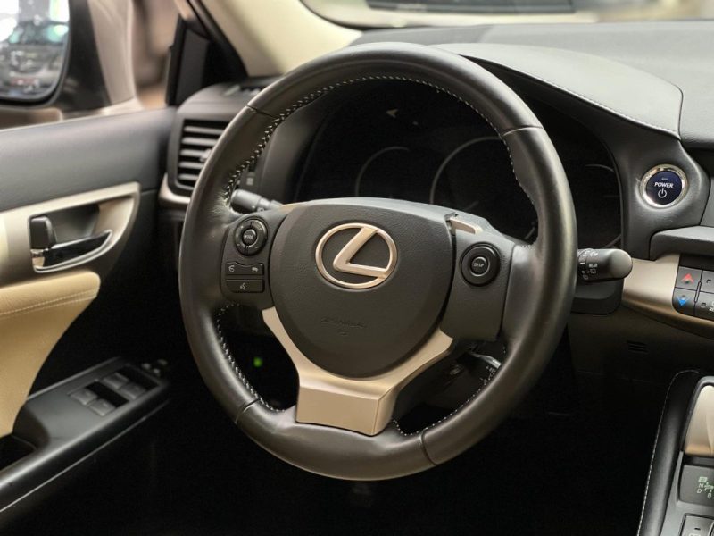 LEXUS CT 200H E-CVT Black Line 136CH