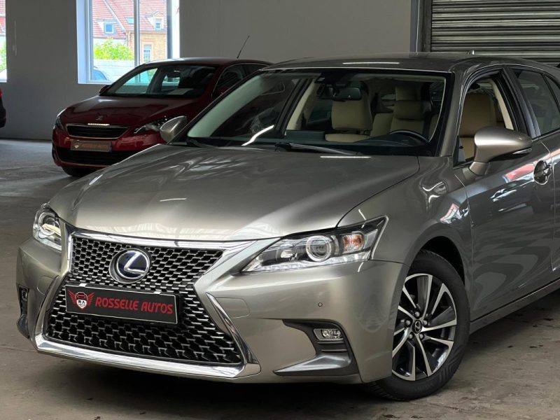 LEXUS CT 200H E-CVT Black Line 136CH