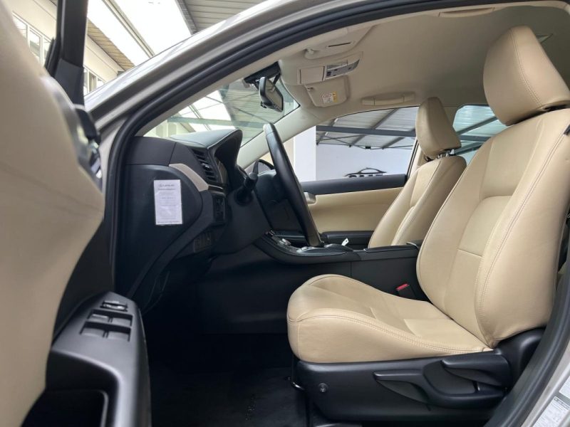 LEXUS CT 200H E-CVT Black Line 136CH