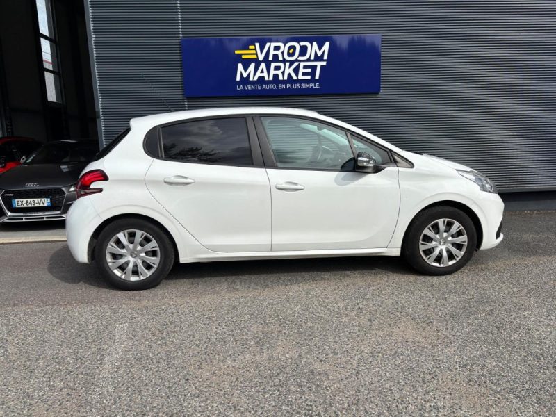 PEUGEOT 208 1.2 82cv URBAN SOUL