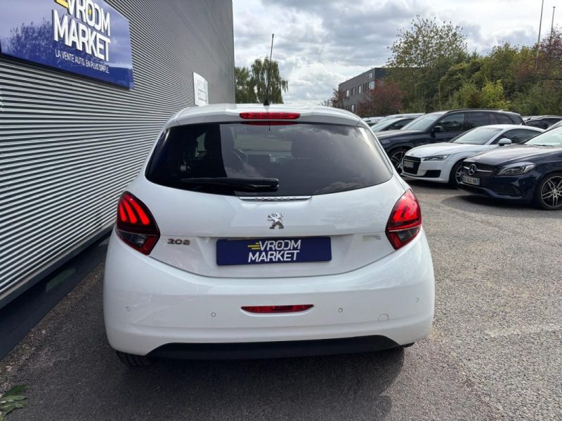 PEUGEOT 208 1.2 82cv URBAN SOUL