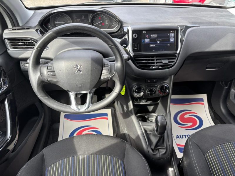 PEUGEOT 208 1.2 82cv URBAN SOUL