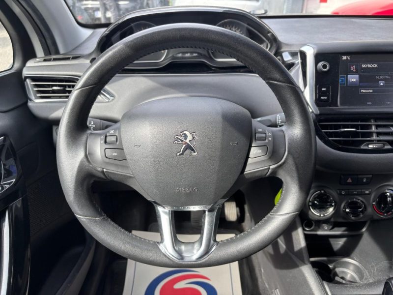 PEUGEOT 208 1.2 82cv URBAN SOUL