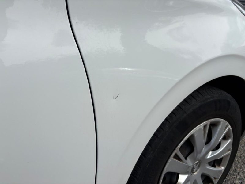 PEUGEOT 208 1.2 82cv URBAN SOUL