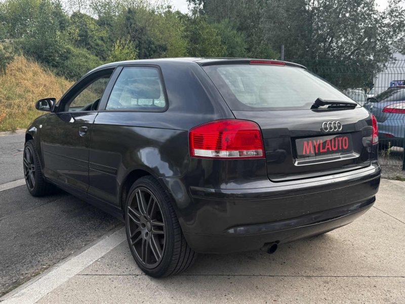 AUDI A3 1.6 AMBIANTE