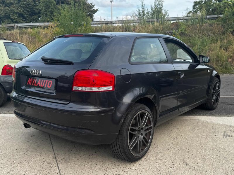 AUDI A3 1.6 AMBIANTE