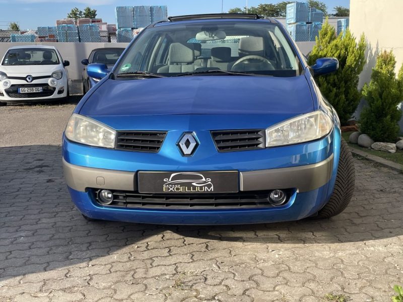 RENAULT MEGANE  2003