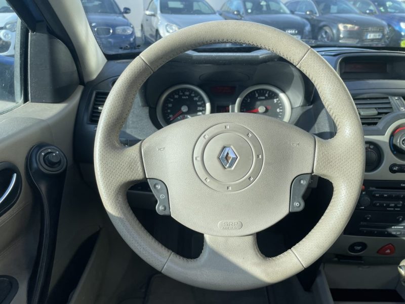 RENAULT MEGANE  2003