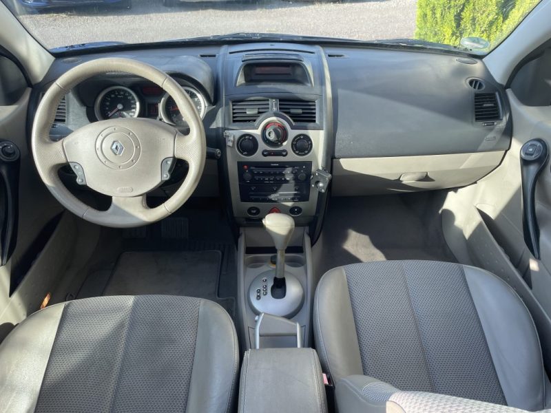 RENAULT MEGANE  2003