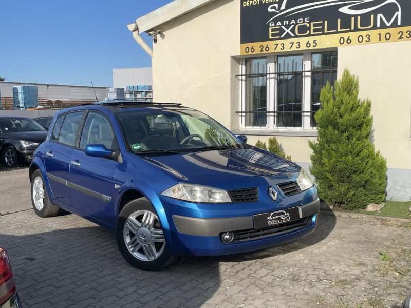 RENAULT MEGANE  2003