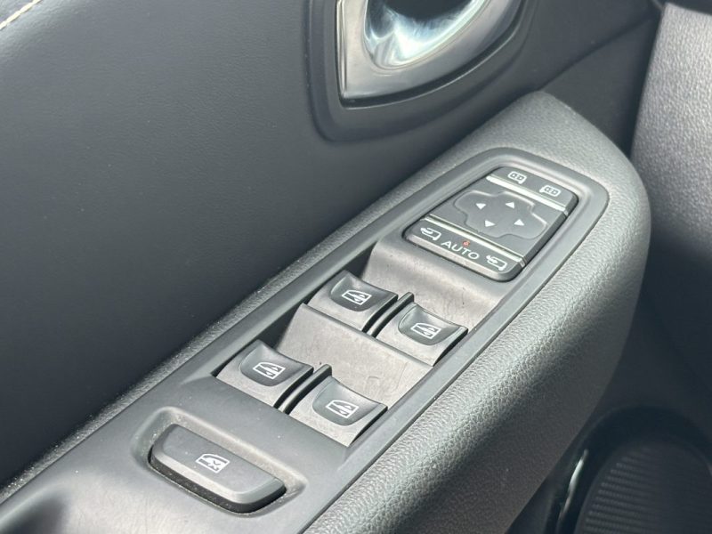 RENAULT CLIO 1.2 TCe 120ch Initiale 