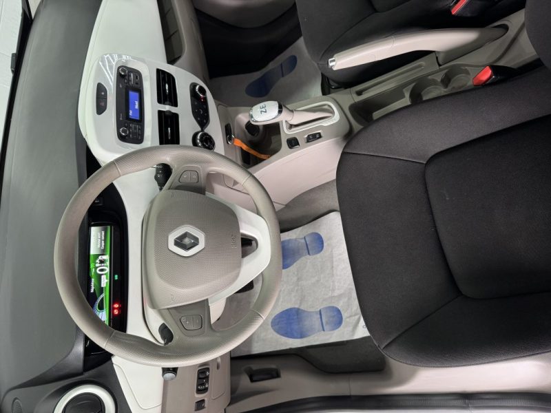 RENAULT ZOE 2018 City charge