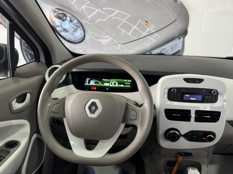 RENAULT ZOE 2018 City charge